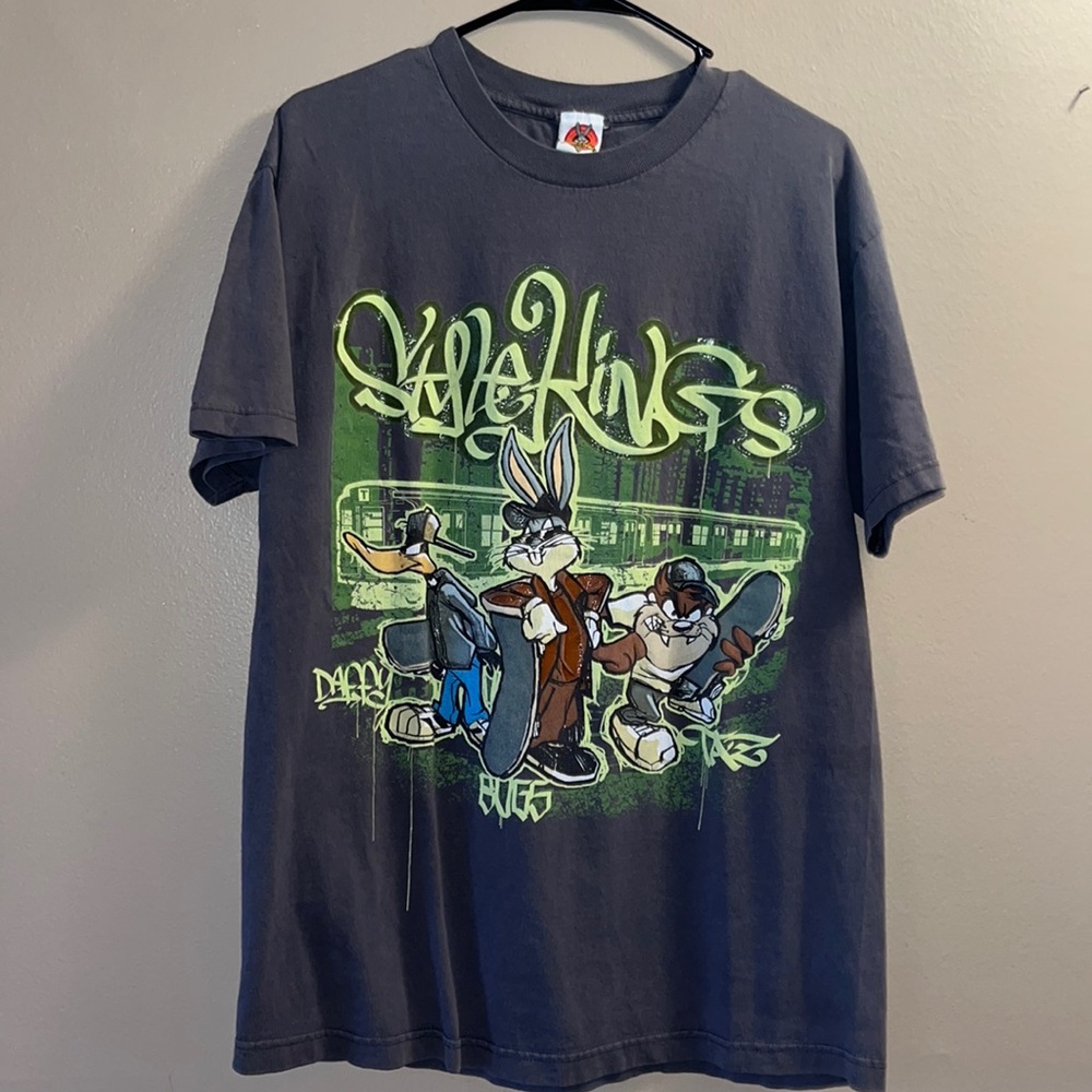Looney tunes style kings vintage tee